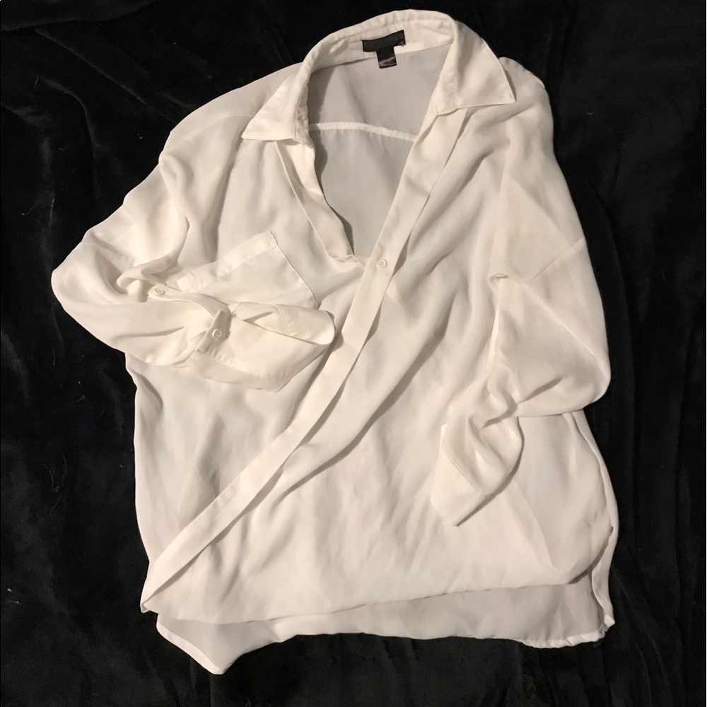 Sheer white blouse with 3/4 length sleeves